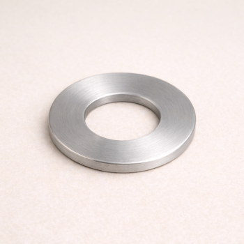 Шайба нержавеющая М10 А2 DIN 9021 кузовная в наличии в Смоленске