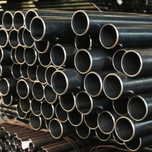 Стальная крекинговая труба 114 мм 11 мм 20 ГОСТ 550-75 в наличии в Смоленске